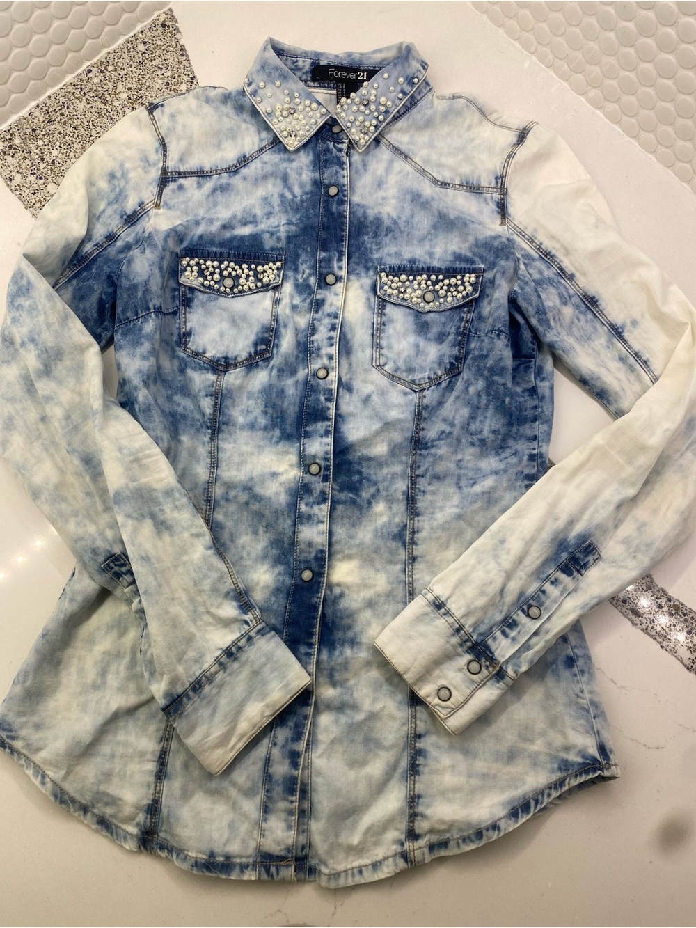 Country Western Denim distressed snap front shirt Sz S